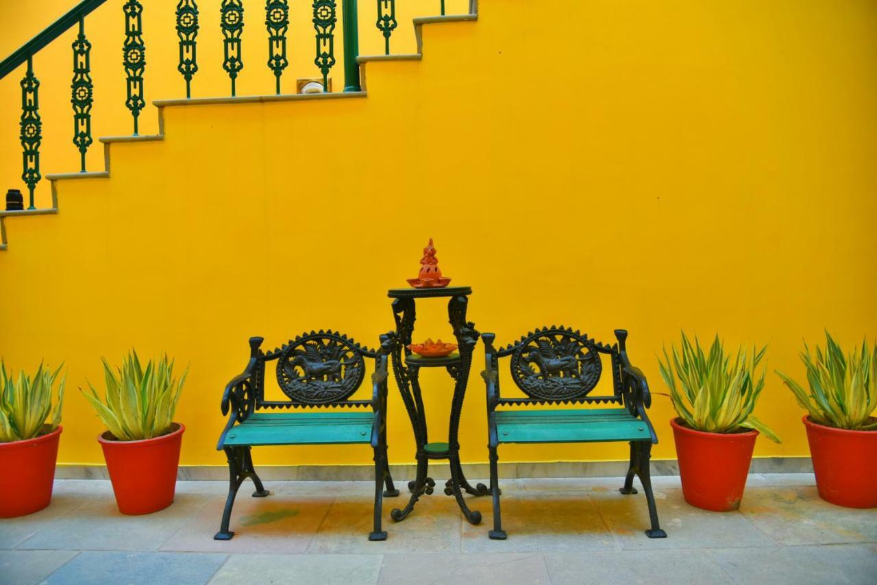 Premkunj Hotel Udaipur Esterno foto