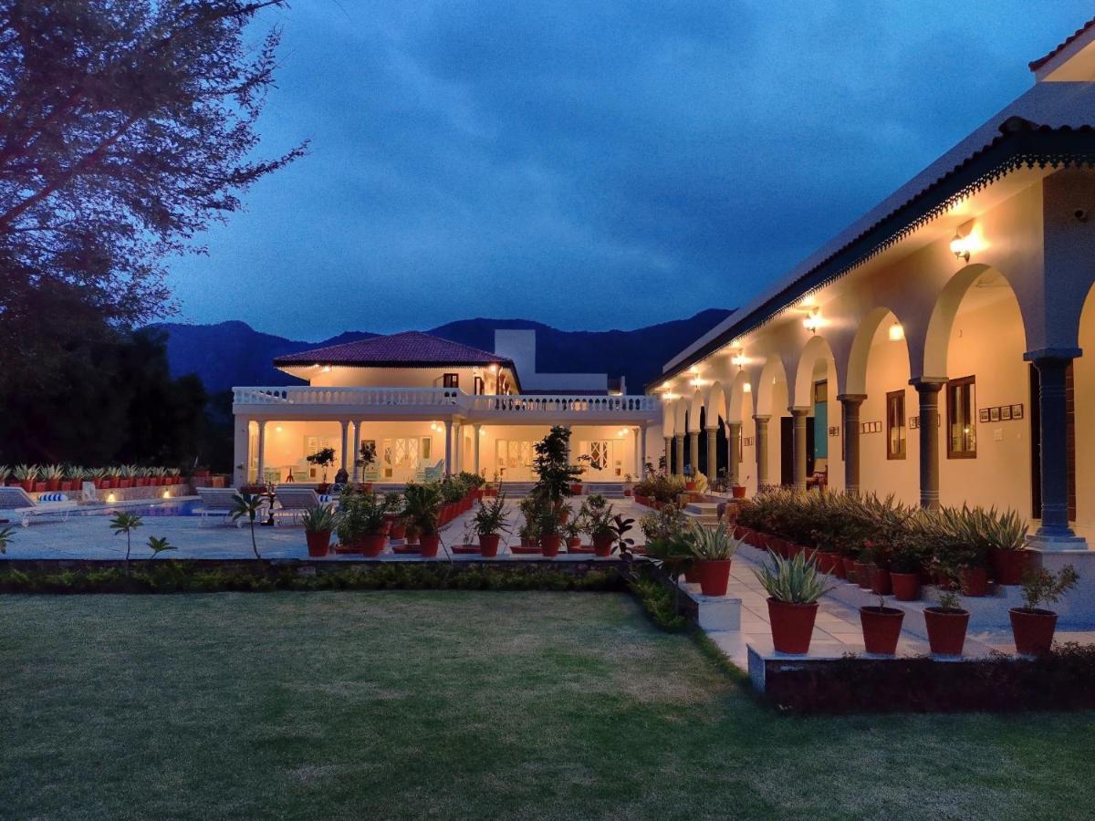 Premkunj Hotel Udaipur Esterno foto